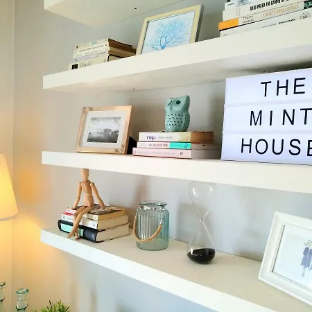 The Mint House カルダス・ダ・ライーニャ